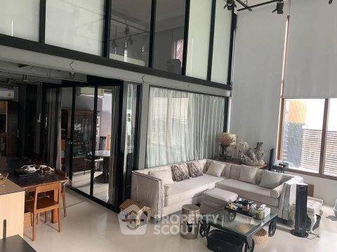คอนโด 3-ห้องนอน ที่ ดิ เอ็มโพริโอ เพลส ใกล้ BTS พร้อมพงษ์ (ID 3354776)