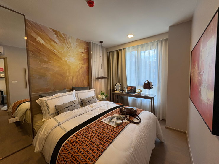 พร้อมอยู่! THE BASE Ratchada 19 (เดอะ เบส รัชดา 19) 🏢✨Sale: 2,424,00✨ Pet friendly 🐶