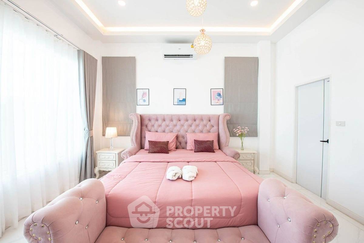 รูป วิลล่า 4 ห้องนอน พื้นที่ 300 ตร.ม. Mina Pool Villa by Althea Group บางละมุง (ID 3354767) - รูปที่ 22/27