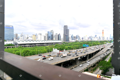 Condos for rent : Chewathai Residence Asoke High-potential Location, Convenient Travel