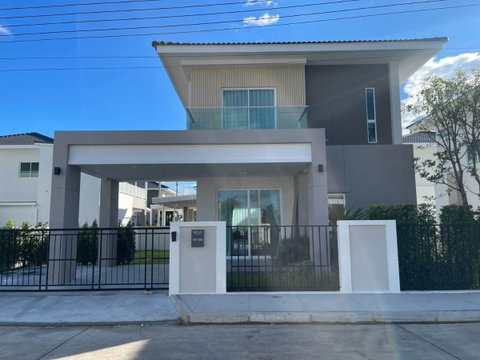 POS บ้านใหม่ สะอาด ไม่เคยมีใครเข้าอยู่ ในโครงการบีลีฟ วงแหวน-สันกำแพง ใกล้ รร.นานชาติ Mill Hill (โทร/ไลน์ 088-5986998)