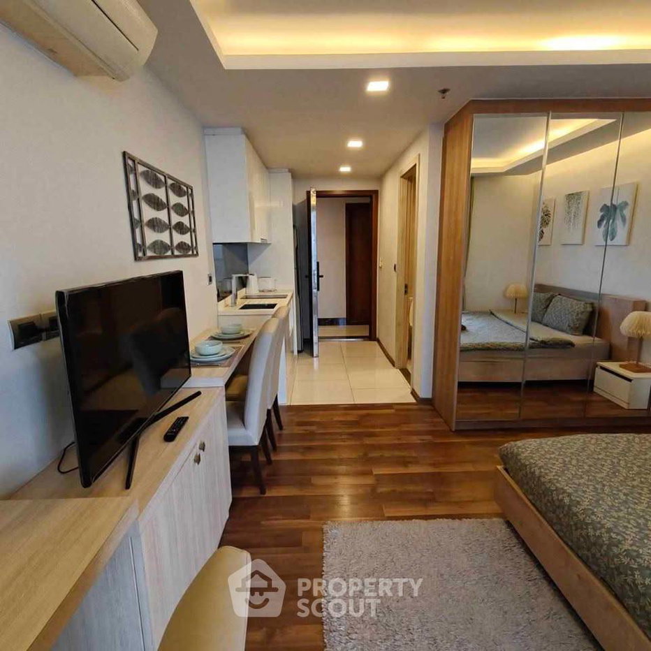 รูป คอนโด 1 ห้องนอน ชั้น 19 ที่ The Peak Towers ย่านพระตำหนัก (ID 3354526) - รูปที่ 10/18