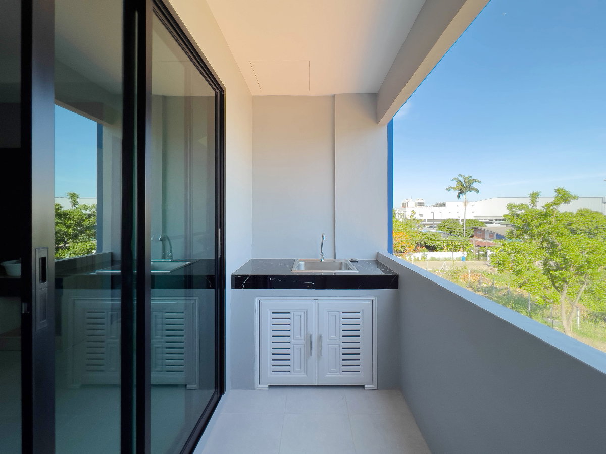 picture Toyatsu Residence a modern apartment in Rangsit Klong 4, Pathum Thani - 1/40
