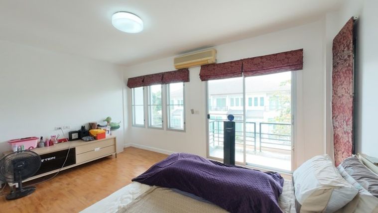 3-bed townhouse for sale, 162 sqm, 32.8 sq wah, Vista Park Ratchada - Ramintra