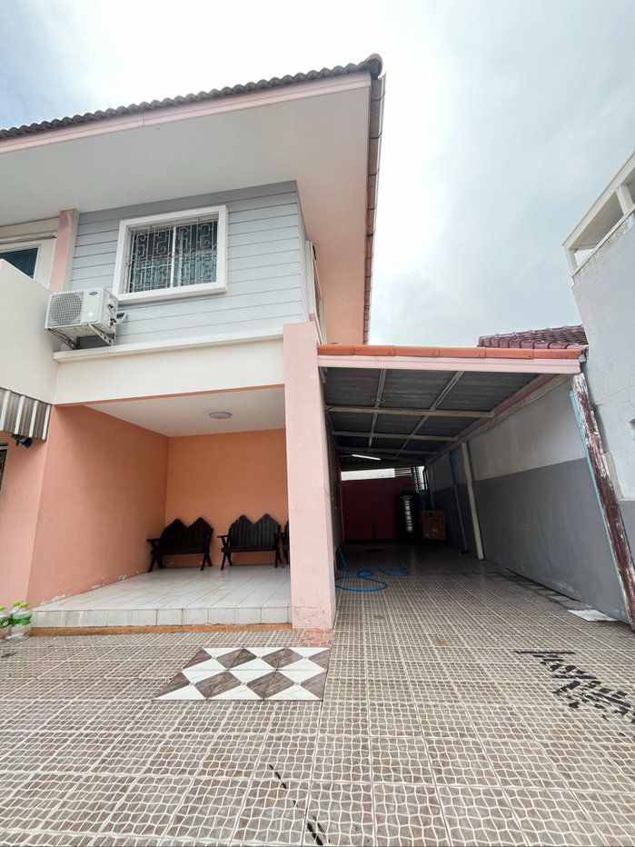 รูป เช่าบ้านเดี่ยว 2 ชั้น มีเฟอร์นิเจอร์ ซอยอ่อนนุช17 - รูปที่ 2/23