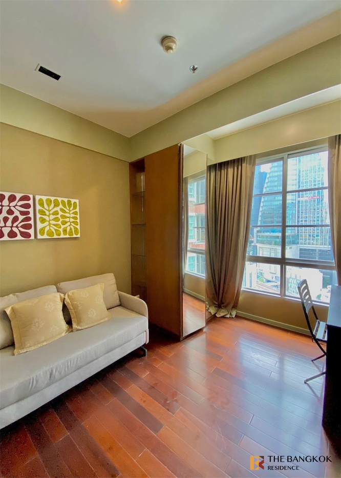 picture Condo with the Best Location City Smart Condo near BTS Asok - 6/10
