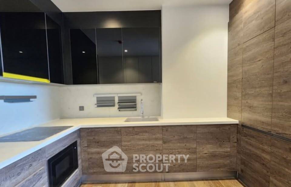picture 2-BR Condo at Muniq Langsuan near BTS Ratchadamri (ID 3354334) - 3/8
