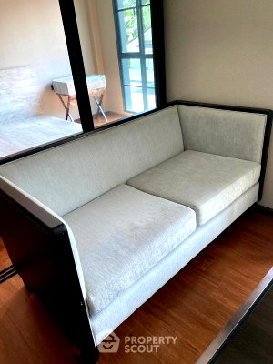 Condos for sale : 1-BR Condo at Na Vara Residence near BTS Chit Lom (ID 2063578)
