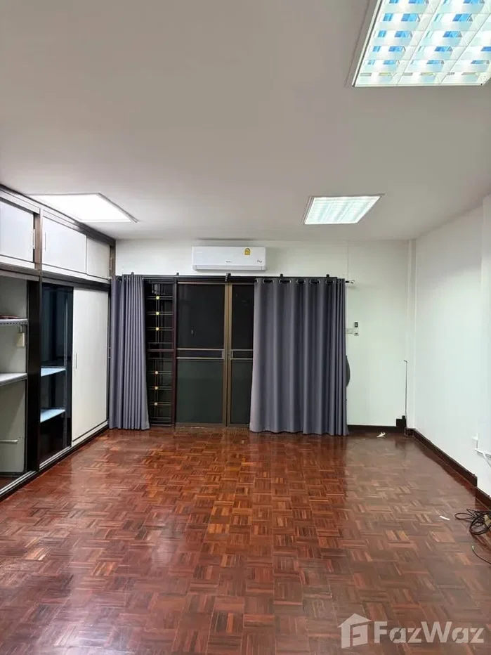 รูป ทาวน์เฮ้าส์ให้เช่า 4 ห้องนอน ใน บางจาก, กรุงเทพมหานคร 6824184 - รูปที่ 3/11