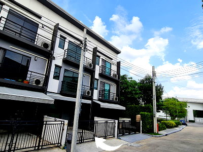 เช่าทาวน์โฮม เซ็นทรัล พลาซ่า เวสต์เกต : 🏡✨ ให้เช่าทาวน์โฮม 3 ชั้น บ้านกลางเมือง ราชพฤกษ์–รัตนาธิเบศร์ | ใกล้ MRT บางรักใหญ่