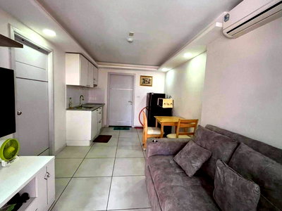 ขายคอนโด : 1 Bedroom Condo for Sale Oriental Tropical Garden Pratumnak