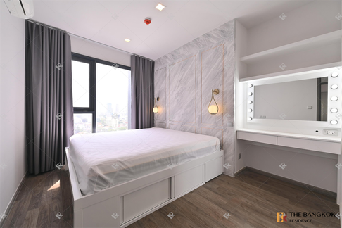 Great price, prime location Life Ladprao Valley near BTS Ha Yaek Lat Phrao