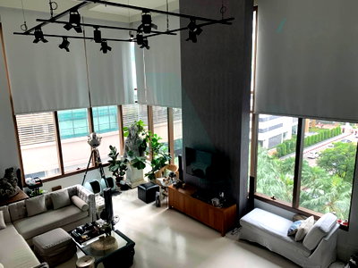 ขายคอนโด : 🎉 ขายคอนโด ดิ เอ็มโพริโอ เพลส อาคาร S ชั้น 5 3 ห้องนอน ขนาด 180 ตรม ใกล้ เอ็มควอเทียร์