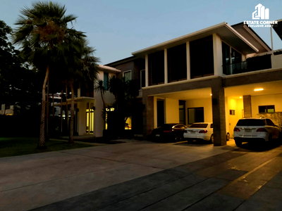 บ้านเดี่ยว ม.เทคโนโลยีราชมงคลสุวรรณภูมิ : ขาย บ้านเดี่ยว หมู่บ้าน ลดาวัลย์ รัตนาธิเบศร์ ติดสถานีรถไฟฟ้า 1 ไร่ 21 ตร.ว  600 ตรม.   5 นอน  6 น้ำ บางรักน้อยท่าอิฐ   