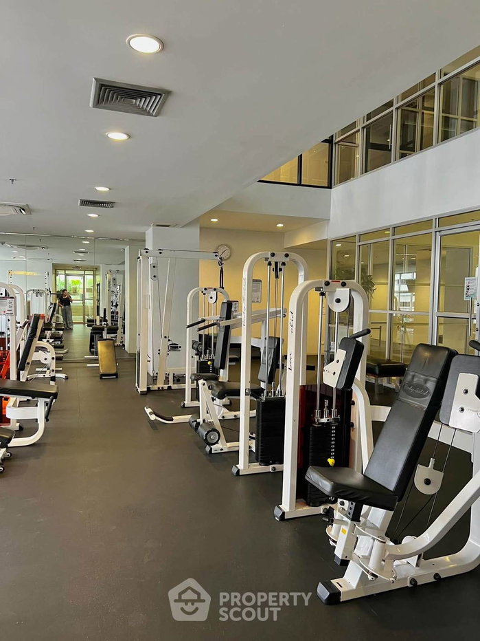 รูป ใกล้ BTS อโศก 200 เมตร | คอนโด 3 ห้องนอน ชั้น 16 | Citi Smart Sukhumvit 18 (ID 3354264) - รูปที่ 15/18