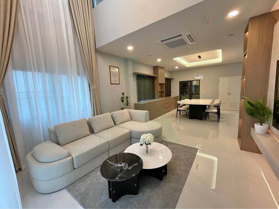 รูป 📌 ให้เช่าบ้านเดี่ยว 2 ชั้น เดอะ ซิตี้ บางนา 3 4 ห้องนอน 5 ห้องน้ำ - รูปที่ 2/8