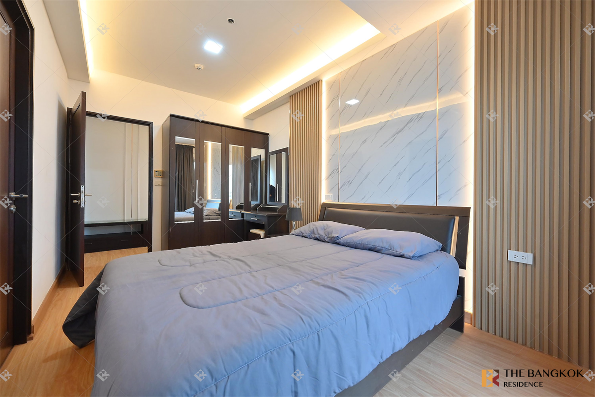 picture Fits All Lifestyles Noble Ora Thonglor - 6/10