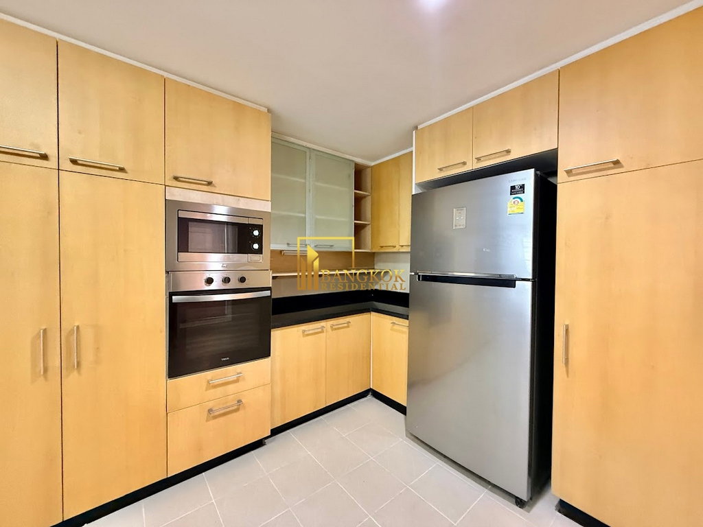 picture Enormous 5 Bedroom Duplex Apartment in Phrom Phong - BR0350AP - 16/71
