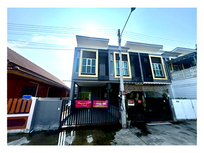 ทาวน์โฮม หัวหิน มาร์เก็ต วิลเลจ  : ที่ดินพร้อมสิ่งปลูกสร้าง 25 ตร.วา หัวหิน ประจวบคีรีขันธ์ 2M