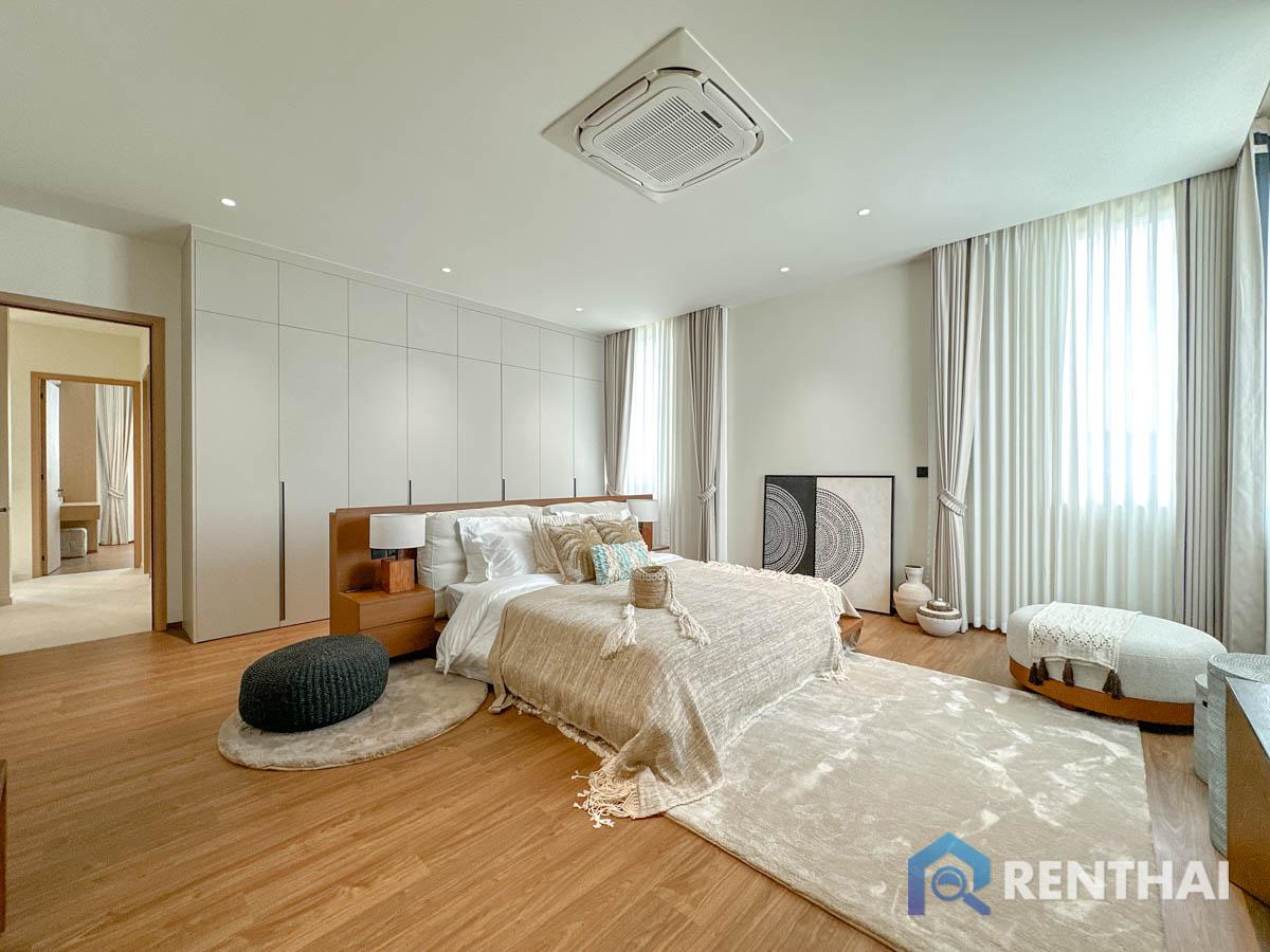 picture Modern Tropical 2-Storey Home in Bangjo, Phuket. - 2/25