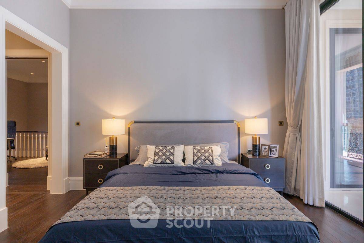 picture 3-BR 245 Sqm Near BTS Phloen Chit At 98 Wireless (ID 3356466) - 41/47