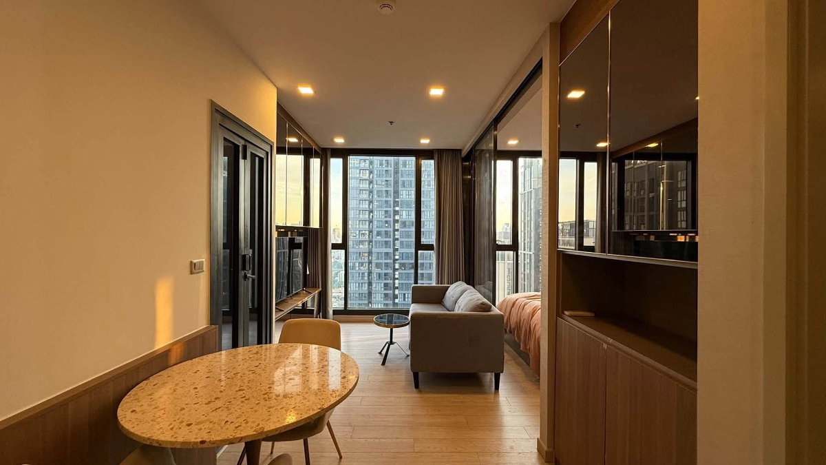 picture One9Five special price CBD located - 5/9
