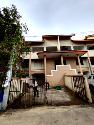 Land for sale Srinagarindra Road : LAND 34.5 Sq.w. Suan Luang Bangkok for 3.2M