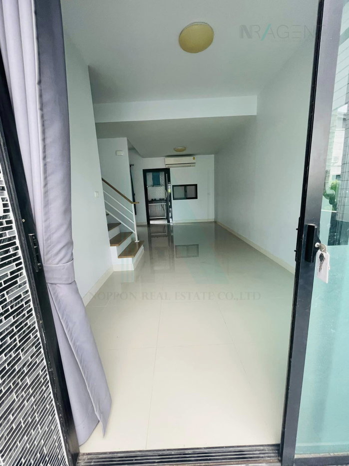 รูป 📌 ขายทาวน์เฮาส์ 2 ชั้น โครงการ เดอะ คัลเลอร์ส บางนา-วงแหวน 2 2 ห้องนอน 2 ห้องน้ำ - รูปที่ 3/8