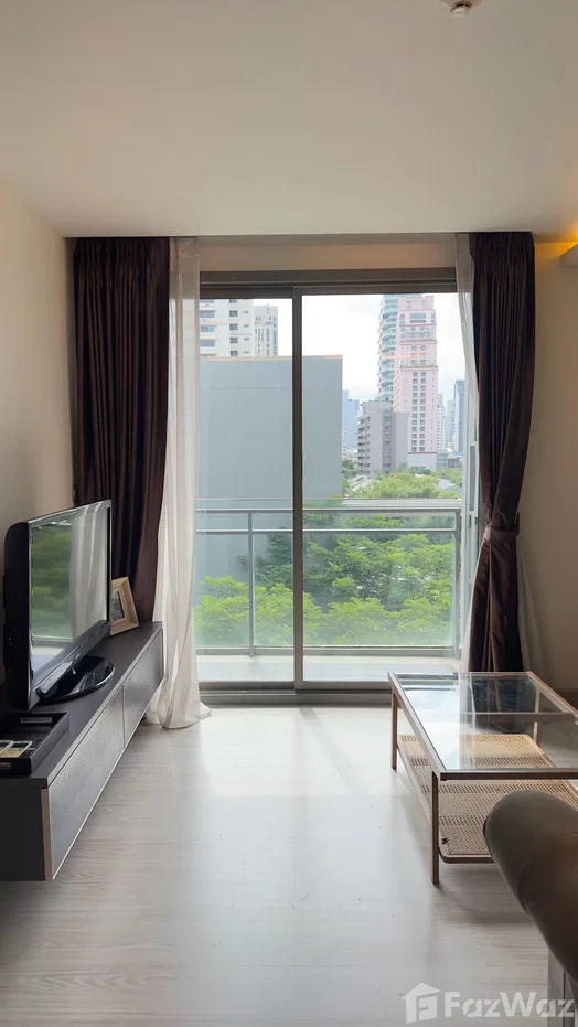 picture 1 Bedroom Condo for sale at Via Botani 6825422 - 3/30