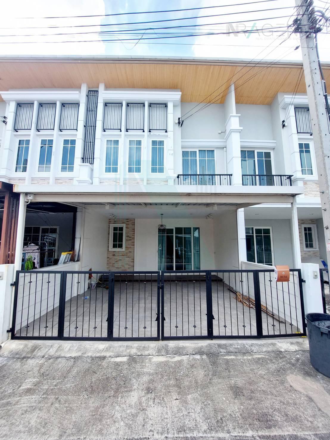 4-bed townhouse for sale, 130 sqm, 21 sq wah, Golden Town Ramintra - Khubon