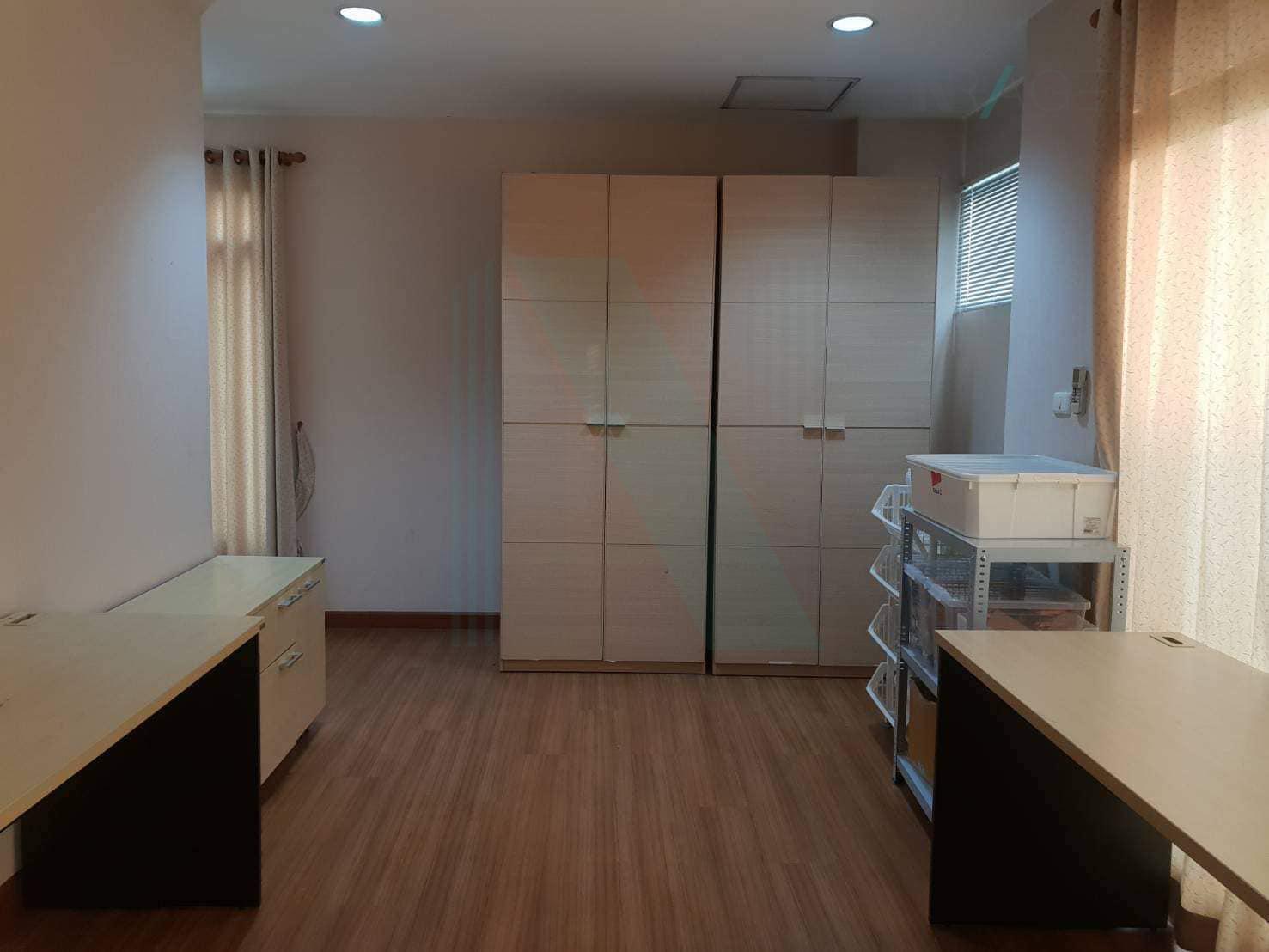 3-bed townhouse for sale, 195 sqm, 20 sq wah, BAAN KLANG MUANG SWISS TOWN KASET - NAWAMIN
