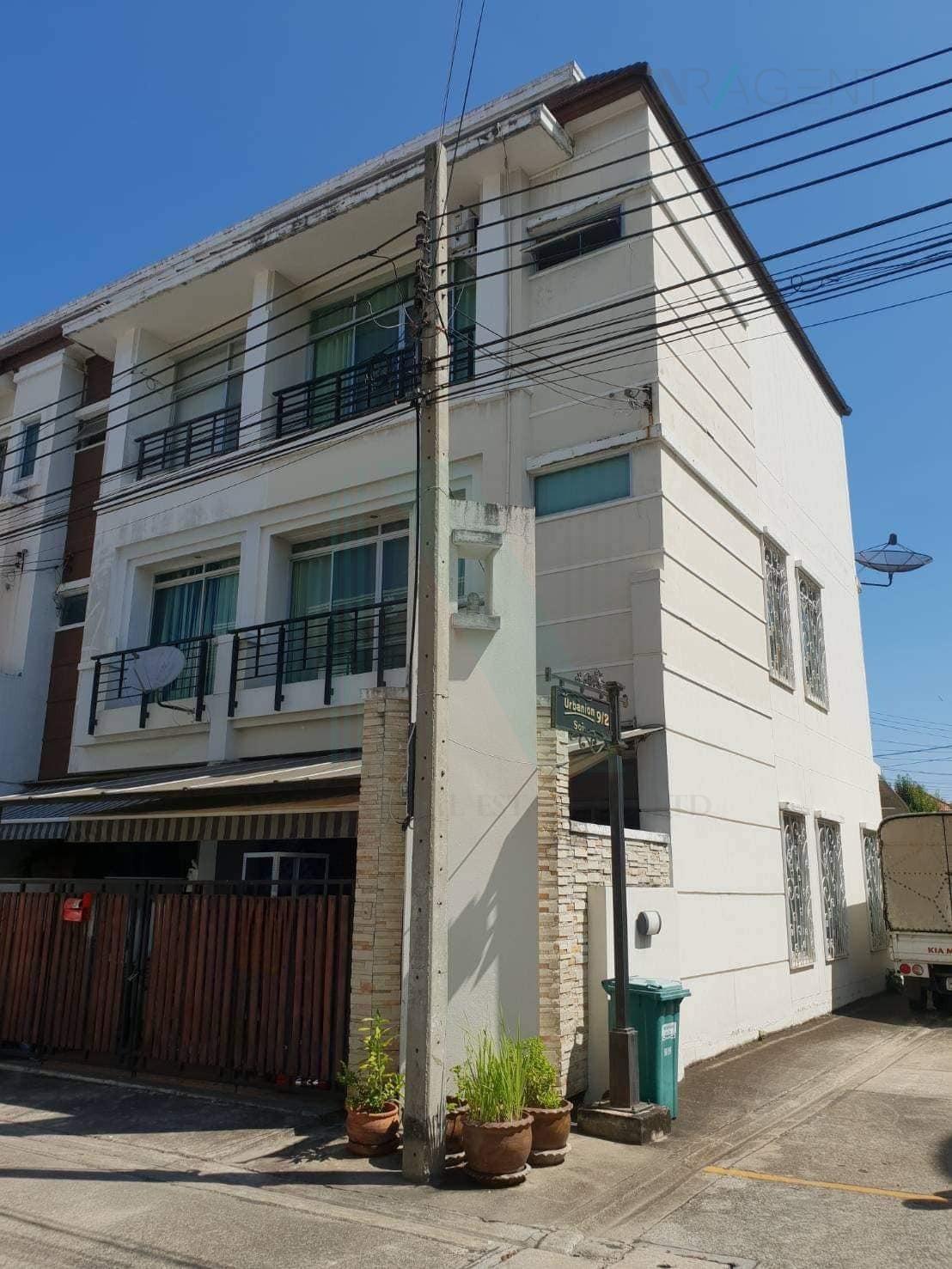 3-bed townhouse for sale, 195 sqm, 20 sq wah, BAAN KLANG MUANG SWISS TOWN KASET - NAWAMIN