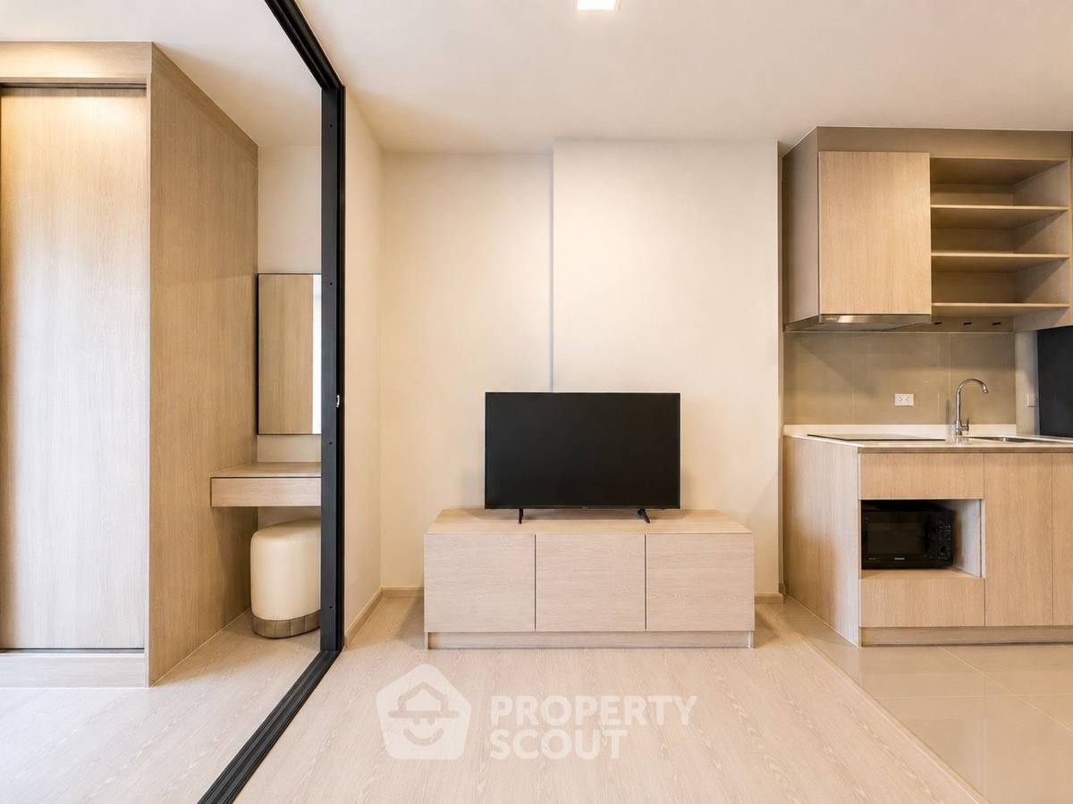 picture 1-BR Condo At FLO By Sansiri Near MRT Wat Mangkon (ID 3356491) - 2/6