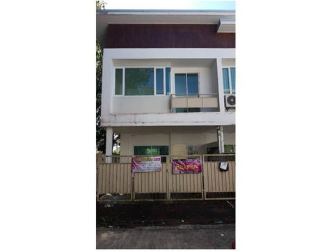 TOWN HOUSE 36.2 Sq.w. Hat Yai Songkhla for 2.3M