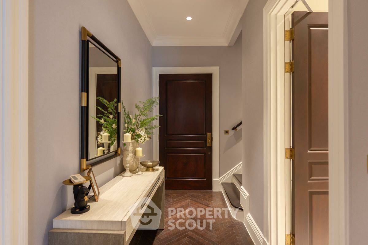 picture 3-BR 245 Sqm Near BTS Phloen Chit At 98 Wireless (ID 3356466) - 12/47