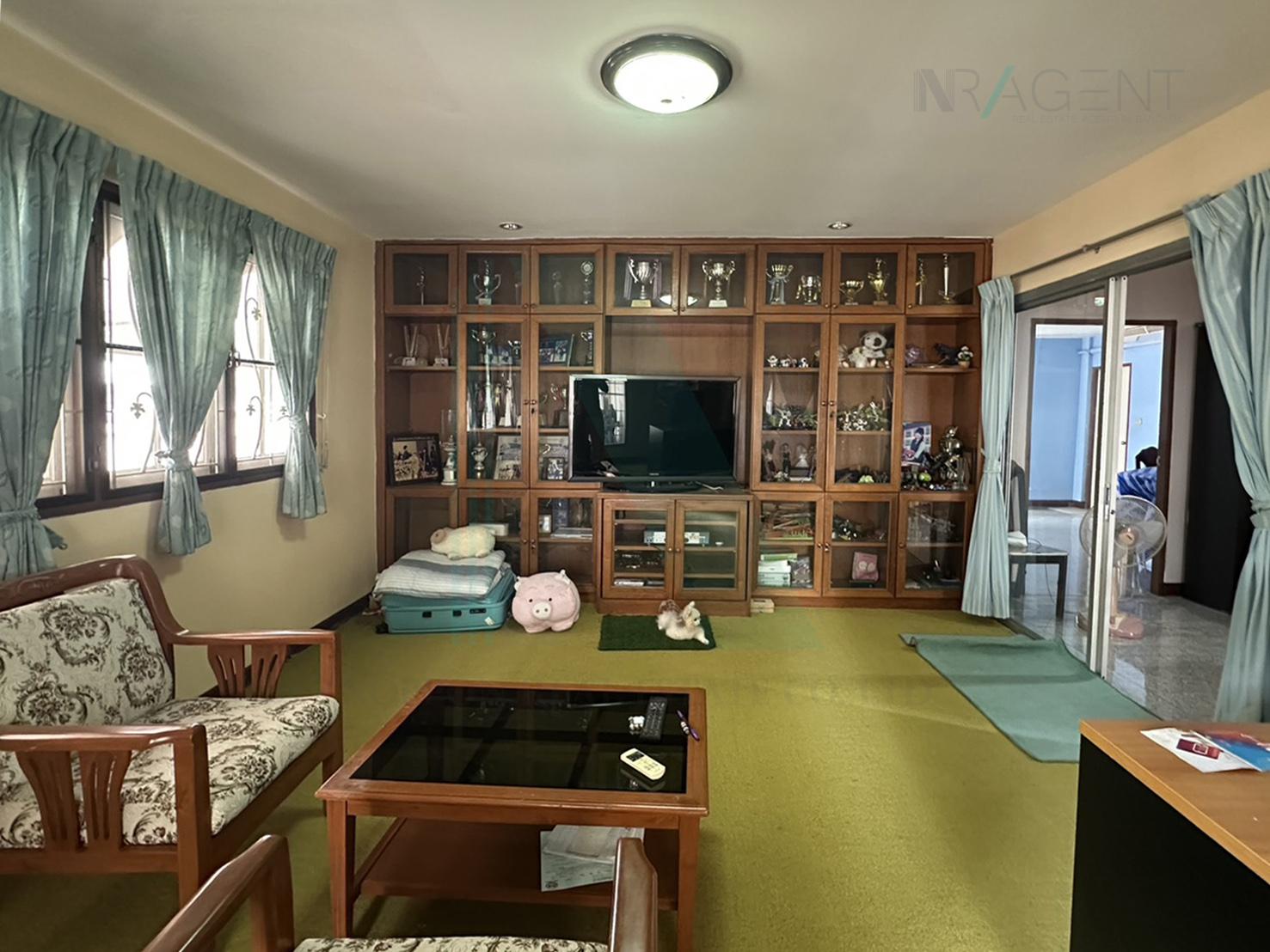 ขายบ้านเดี่ยว 3 ห้องนอน 376 ตร.ม. 94 ตร.ว. ประภาวรรณ โฮม 1