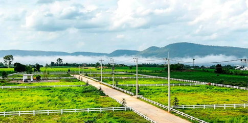 ขายที่ดินคลองม่วง เขาใหญ่ ปากช่อง 2 ไร่ วิวเขาสวยมาก น้ำไฟพร้อม เดินทางสะดวก ไม่เปลี่ยว ทางไป My ozone Movenpick ใกล้เส้น 2235 The paz น้ำไม่ท่วม