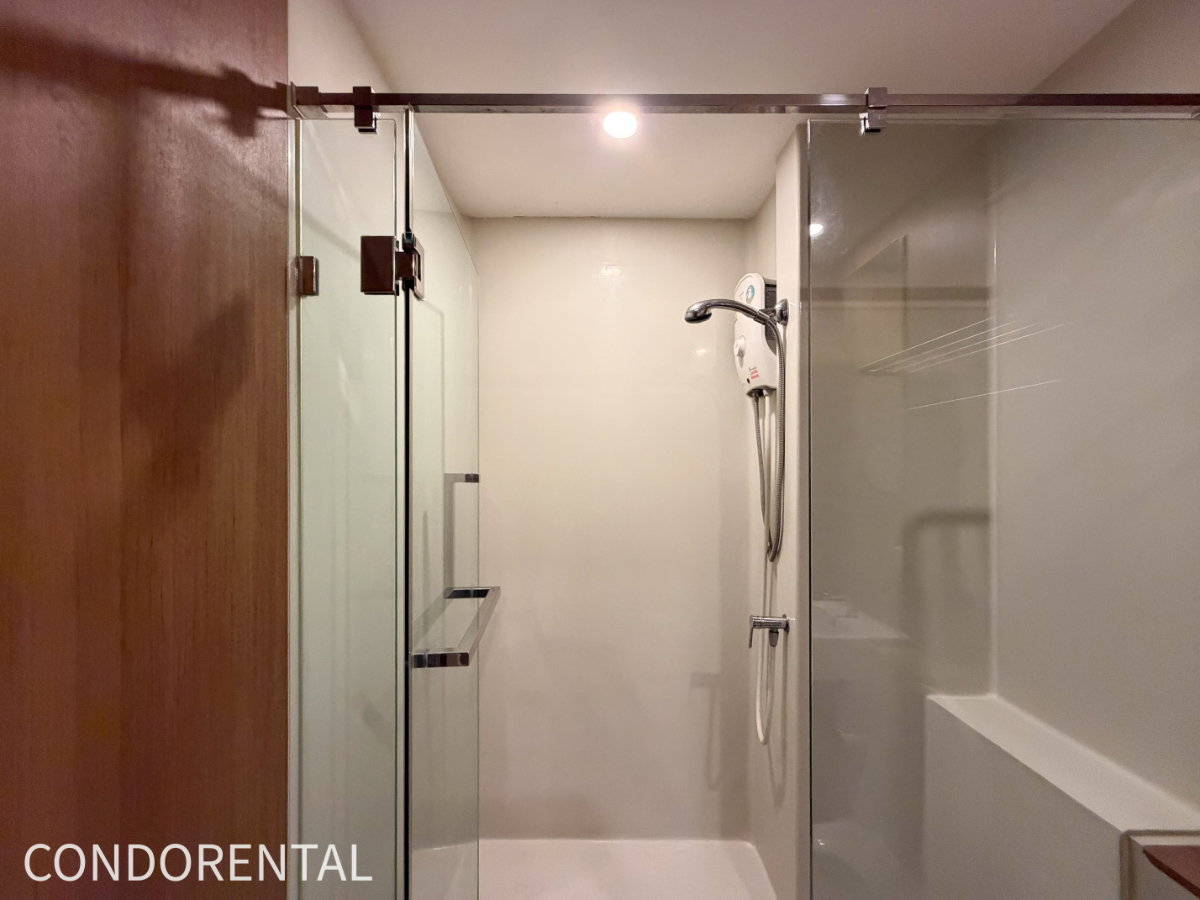 รูป Blossom Condo @ Sathorn - Charoenrat ห้องสวย ราคาดี สอบถามเพิ่มเติมได้ที่ Line @condorental - รูปที่ 14/15