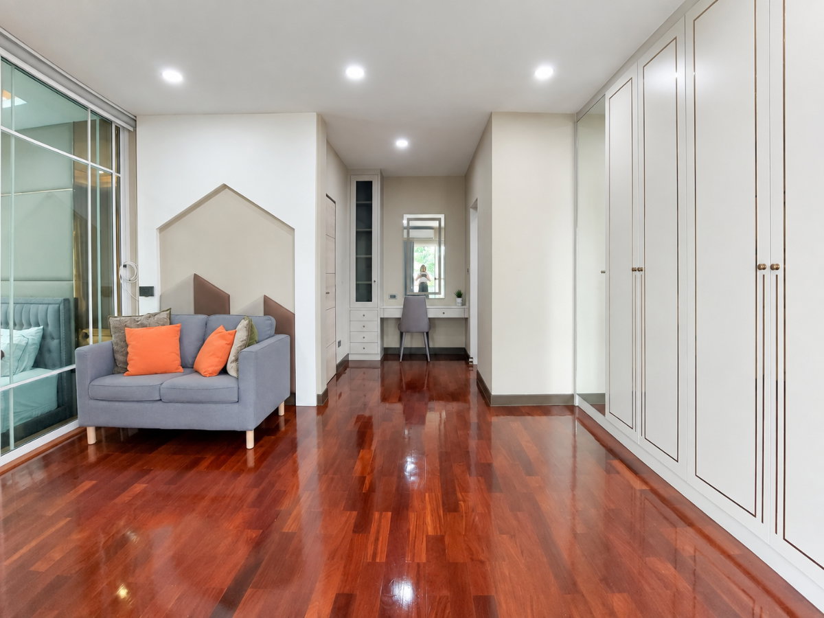 รูป ให้เช่าบ้านเดี่ยวรีโนเวทใหม่ นันทวัน สาทร–ราชพฤกษ์ 3 ห้องนอน 222 ตร.ม. 70,000 บาท/เดือน ว่าง 1 ม.ค. 2570 - รูปที่ 10/14