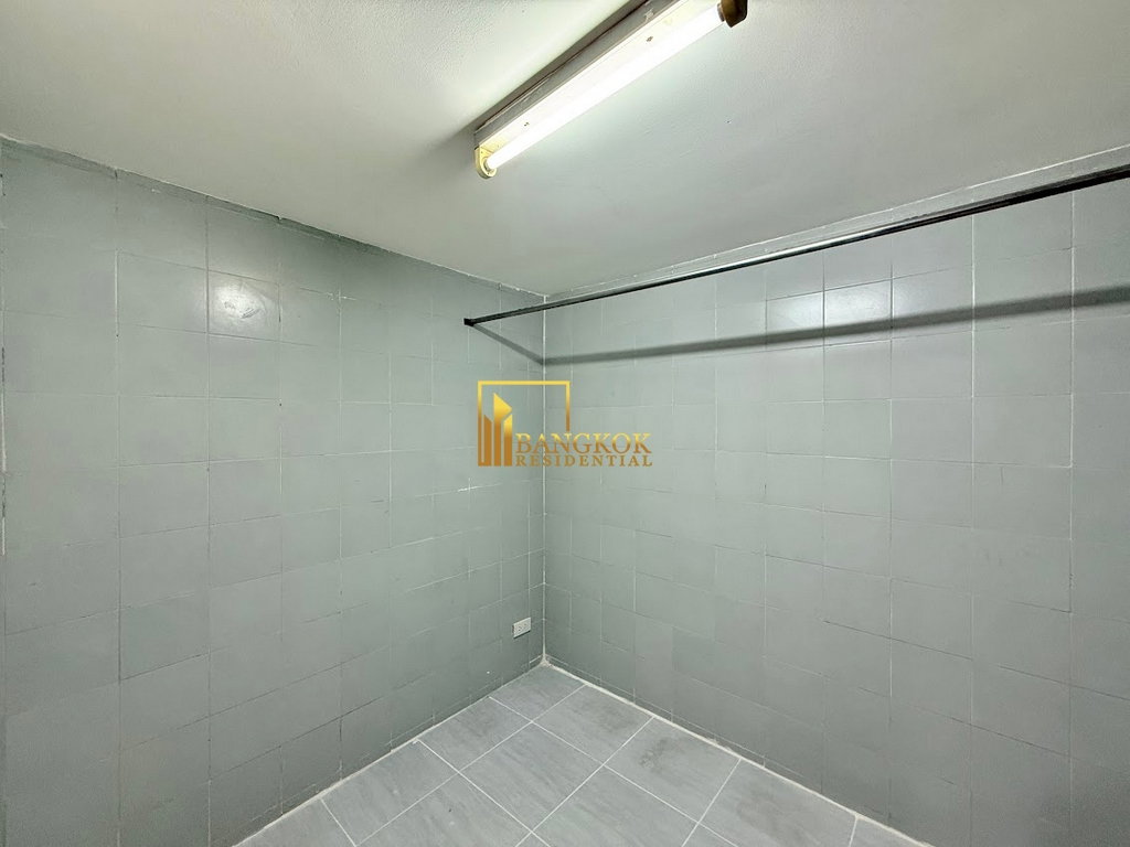 picture Enormous 5 Bedroom Duplex Apartment in Phrom Phong - BR0350AP - 45/71