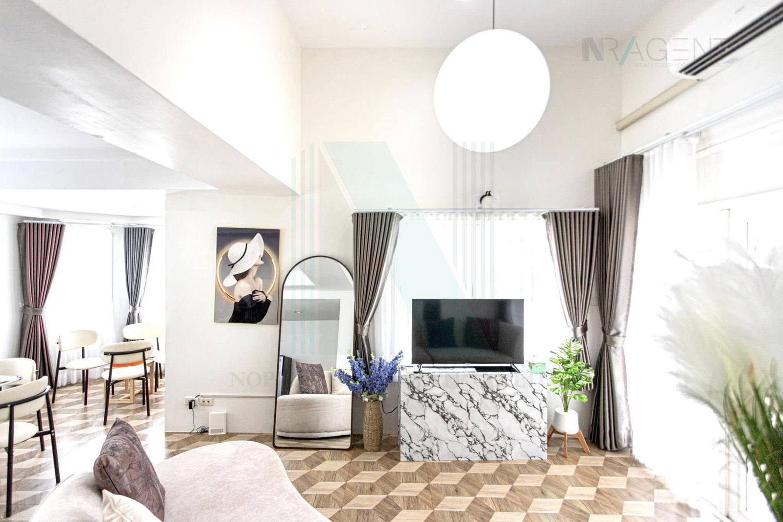 ให้เช่าทาวน์โฮม 6 ห้องนอน 400 ตร.ม. 50 ตร.ว. บุษราคัม เพลส