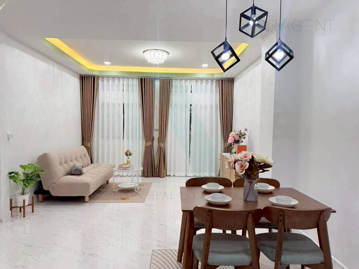 รูป 📌 ขายทาวน์เฮาส์ โครงการ สินธานี 3 2 ชั้น 2 ห้องนอน 2 ห้องน้ำ - รูปที่ 5/8