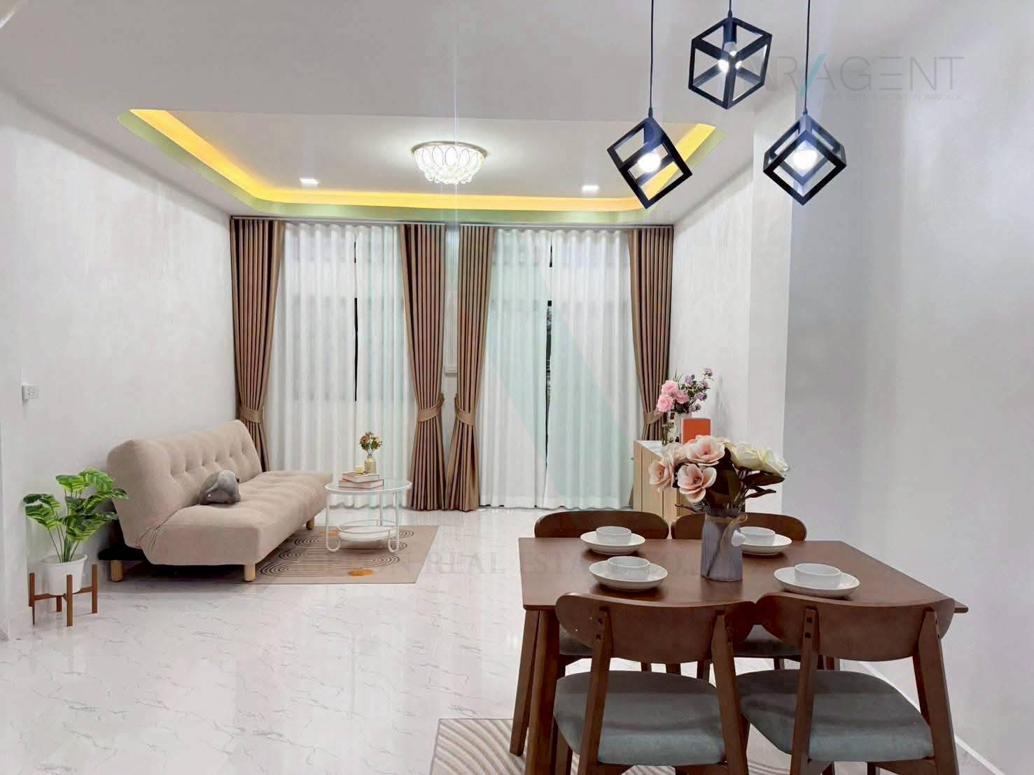 2-bed townhouse for sale, 97 sqm, 16 sq wah, Sinthanee 3