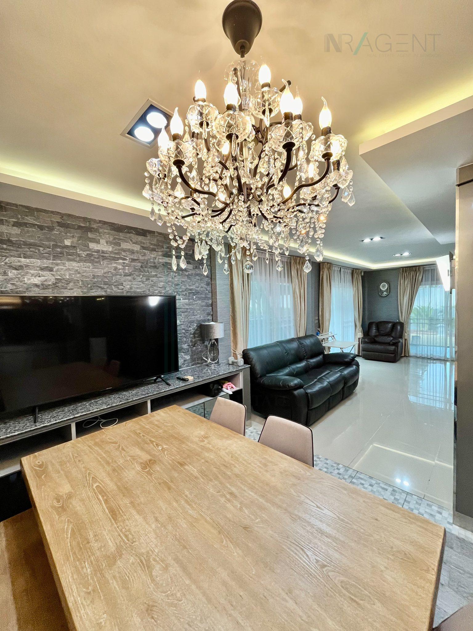 4-bed house for sale, 350 sqm, 75 sq wah, Casa Grand Sukapiban 5