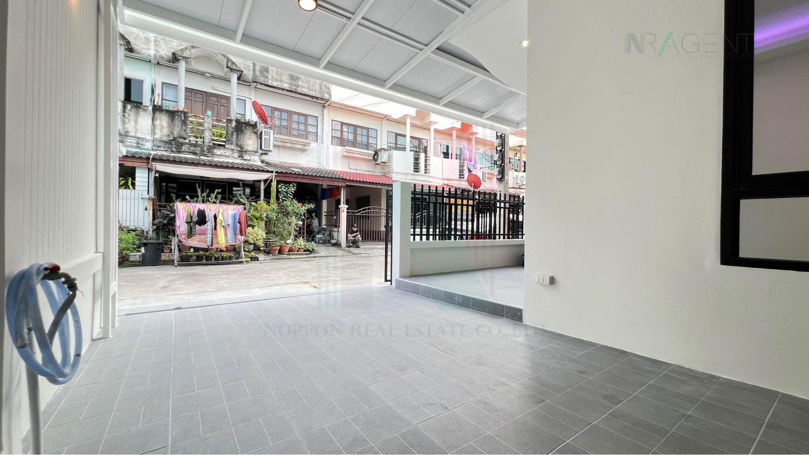 ขายทาวน์โฮม 4 ห้องนอน 100 ตร.ม. 18 ตร.ว. หมู่บ้านณัฐกานต์