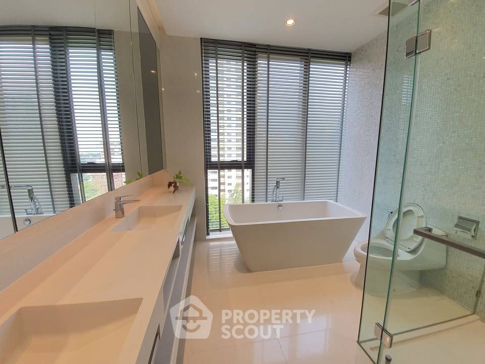 รูป ใกล้ BTS พร้อมพงษ์เพียง 100 ม. คอนโด 2 ห้องนอน Vittorio Sukhumvit 39 (ID 3311261) - รูปที่ 10/13