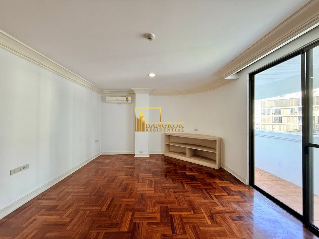 picture Enormous 5 Bedroom Duplex Apartment in Phrom Phong - BR0350AP - 40/71