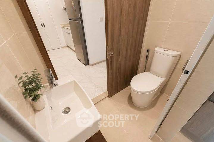 picture Well-Priced 2-BR At Ideo Mobi Sukhumvit 66, 26th-Floor (ID 2887428) - 7/16