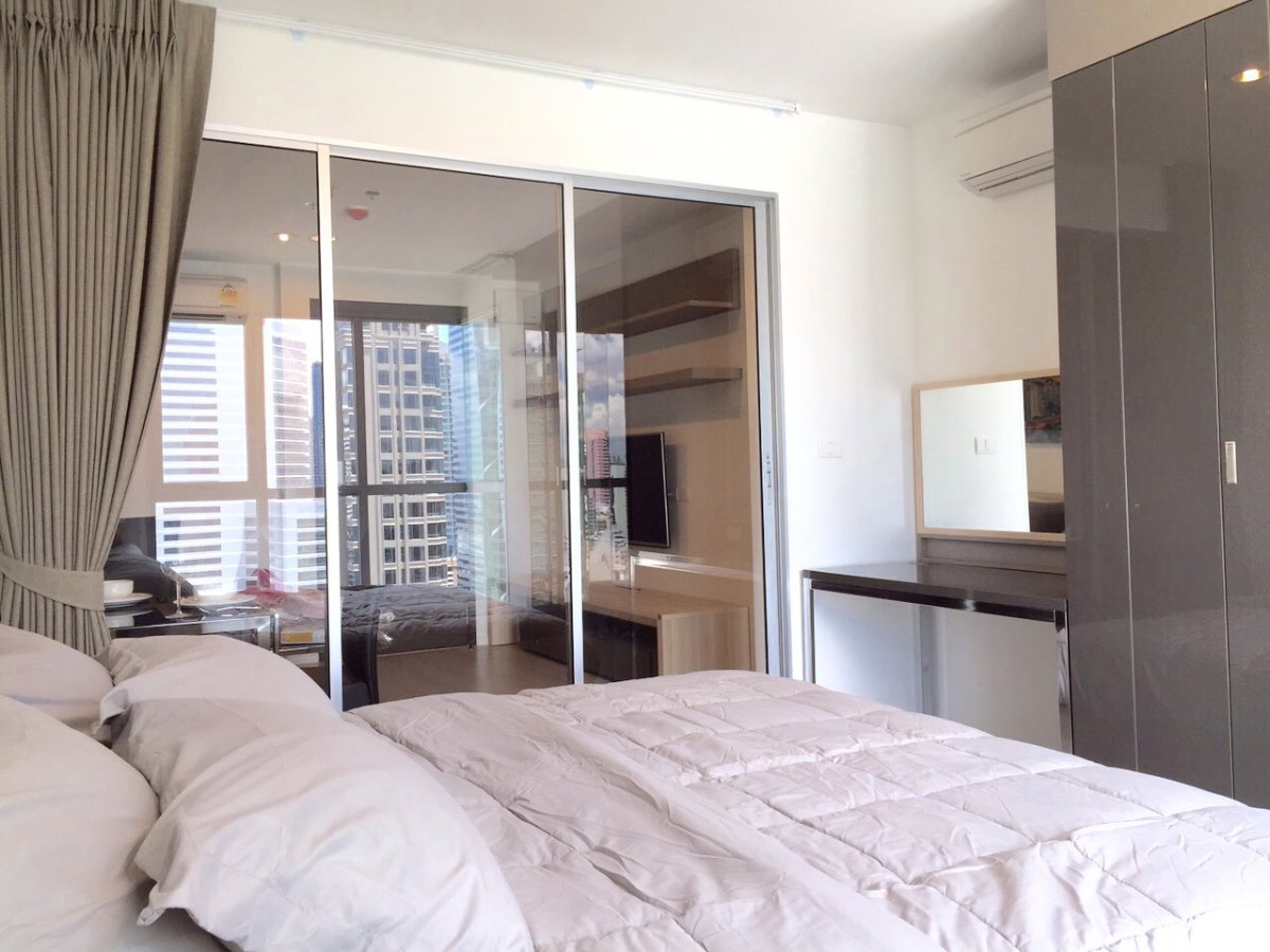 picture Shock price! Rhythm Sathorn-Narathiwas 20k (38k) - 1/7