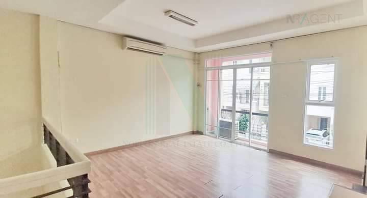 รูป 📌 ขายทาวน์โฮม โครงการ ออลสวีท 3 ชั้น 3 ห้องนอน 4 ห้องน้ำ - รูปที่ 2/8